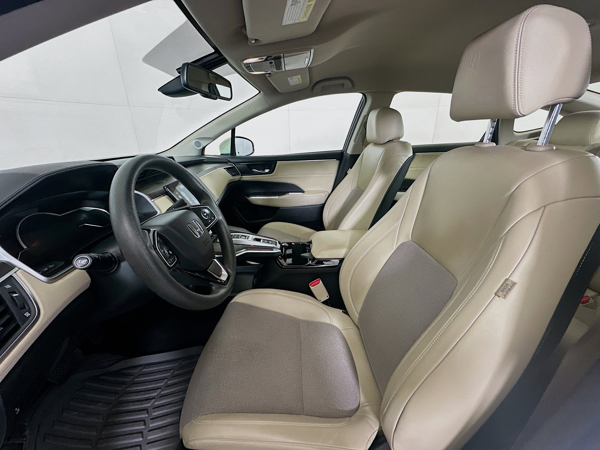 Used 2018 Honda Clarity Sedan image 13