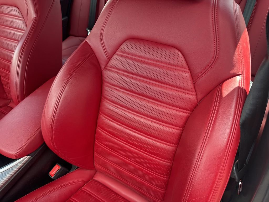 Used 2023 Alfa Romeo Giulia Veloce image 31