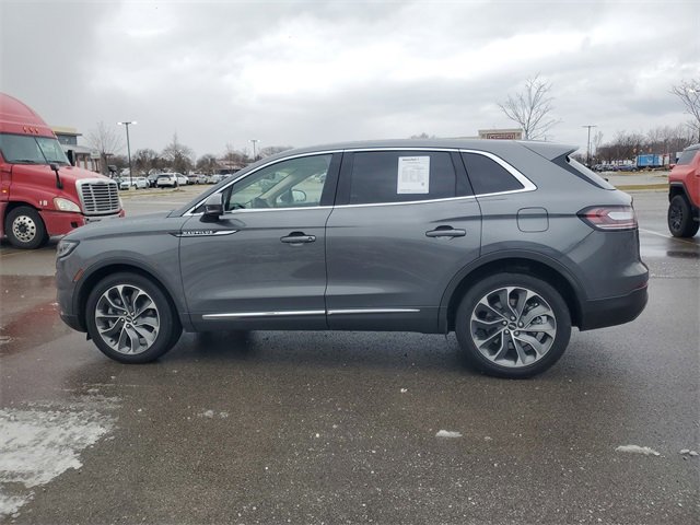 Certified 2023 Lincoln Nautilus Reserve image 4