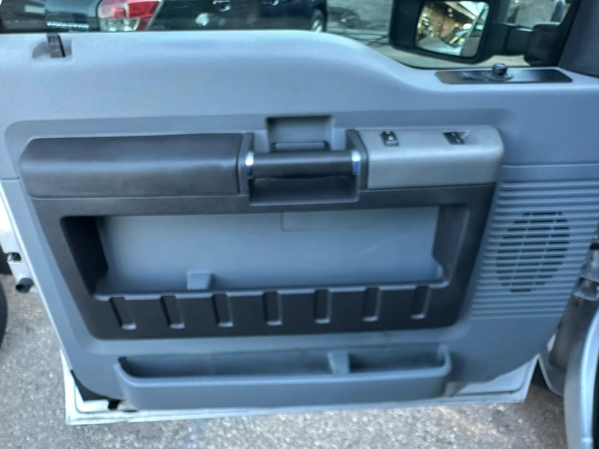 Used 2016 Ford F250 XLT w/ XLT Premium Package image 23