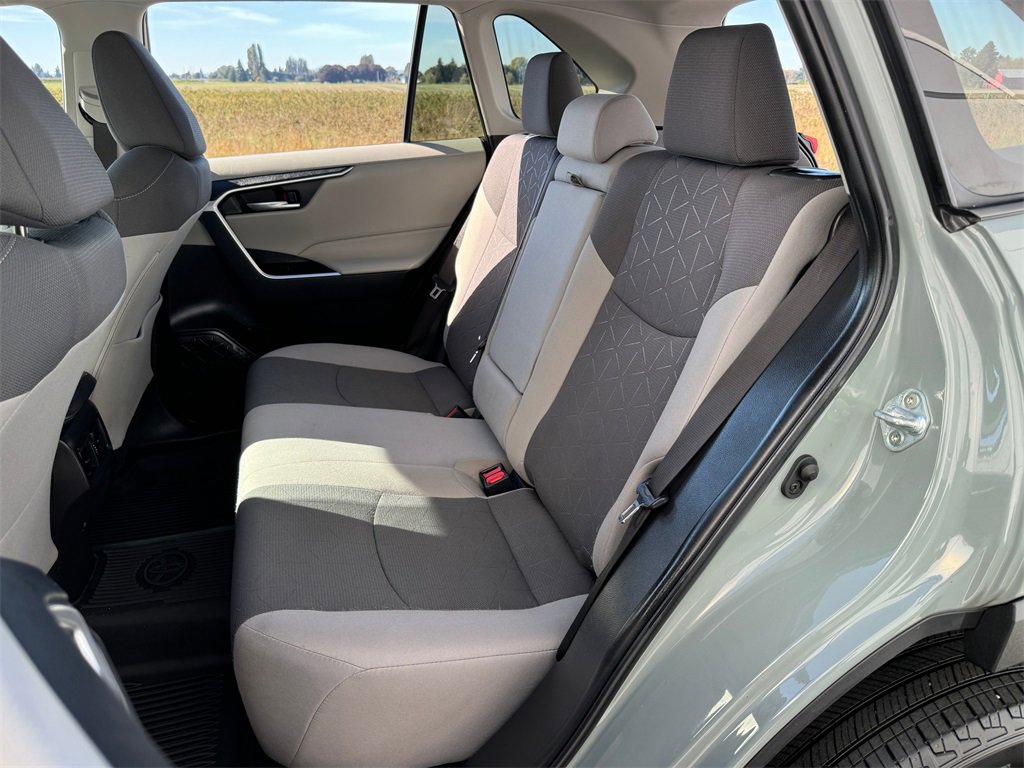 Certified 2022 Toyota RAV4 XLE image 24