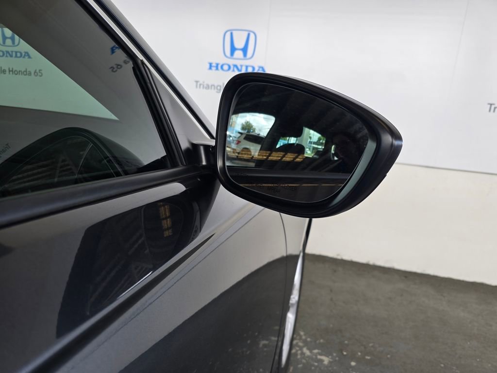 Used 2023 Honda Accord LX image 46