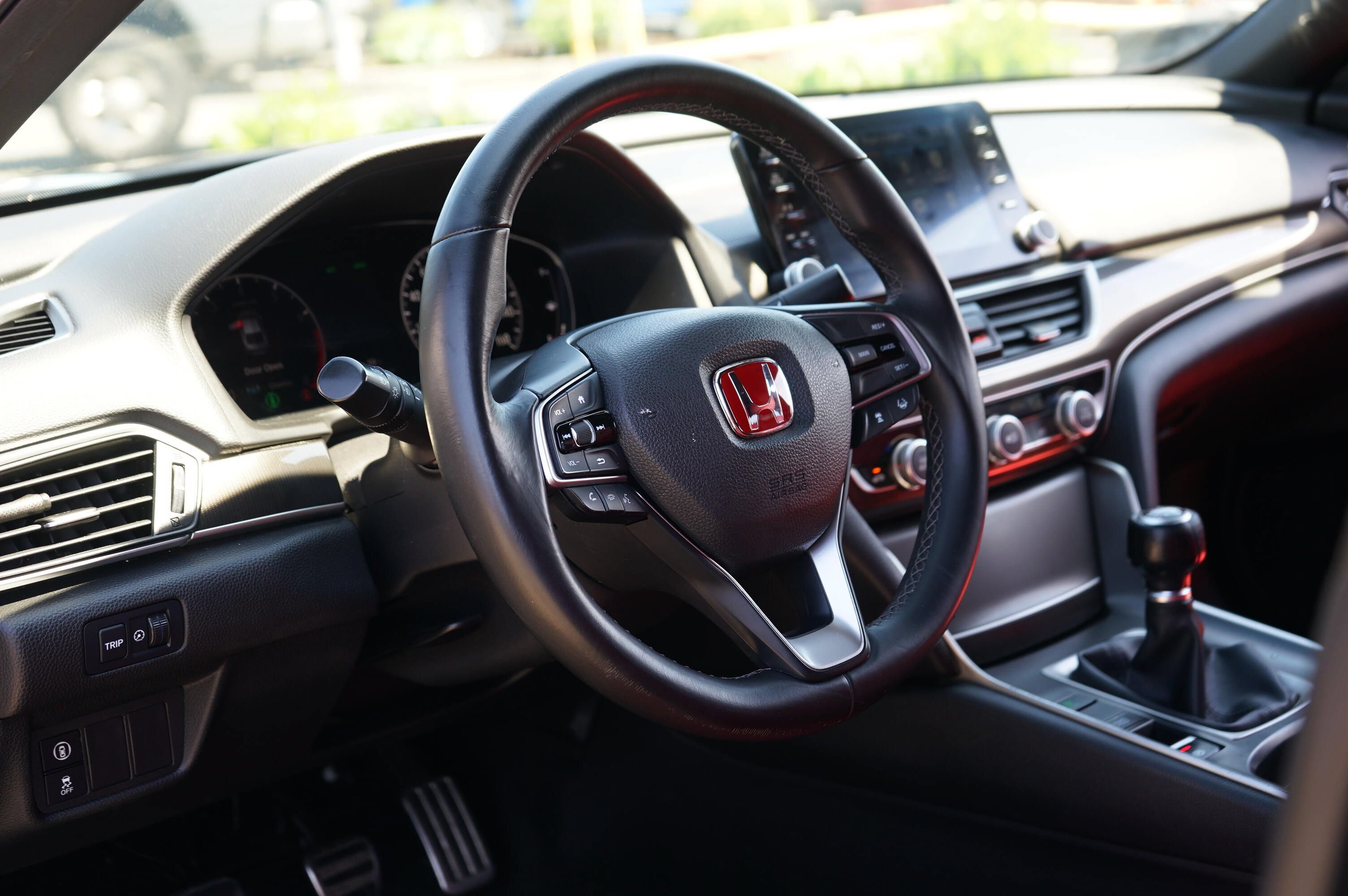 Used 2019 Honda Accord Sport image 16