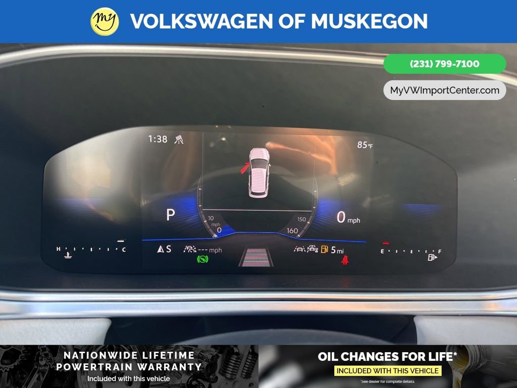New 2025 Volkswagen Taos SE image 16