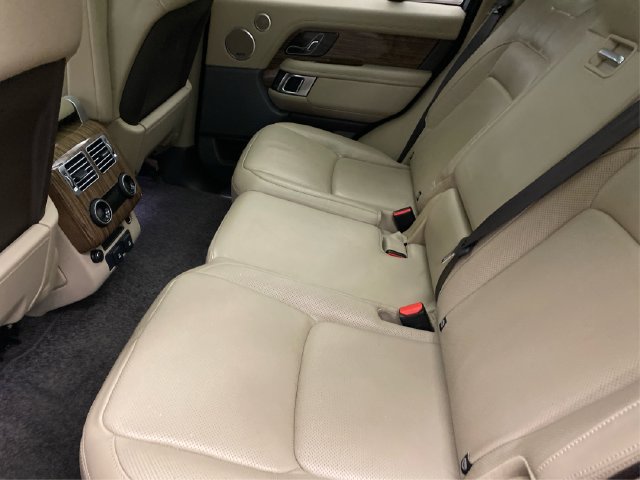 Used 2018 Land Rover Range Rover Supercharged AWD/4WD image 11