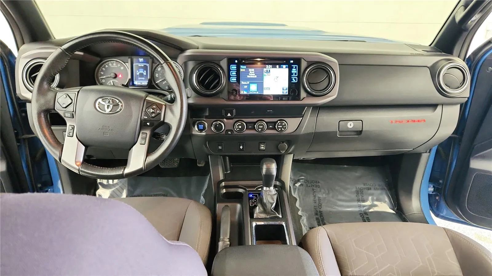 Used 2019 Toyota Tacoma TRD Sport image 34