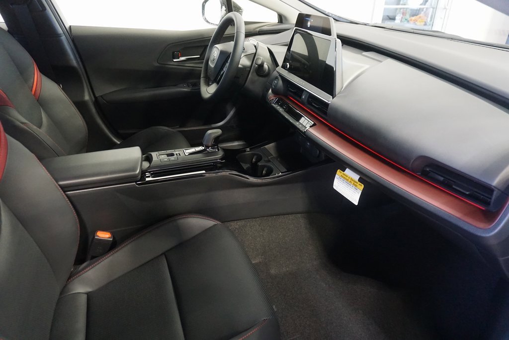 New 2026 Toyota Prius Plug-In Hybrid image 25