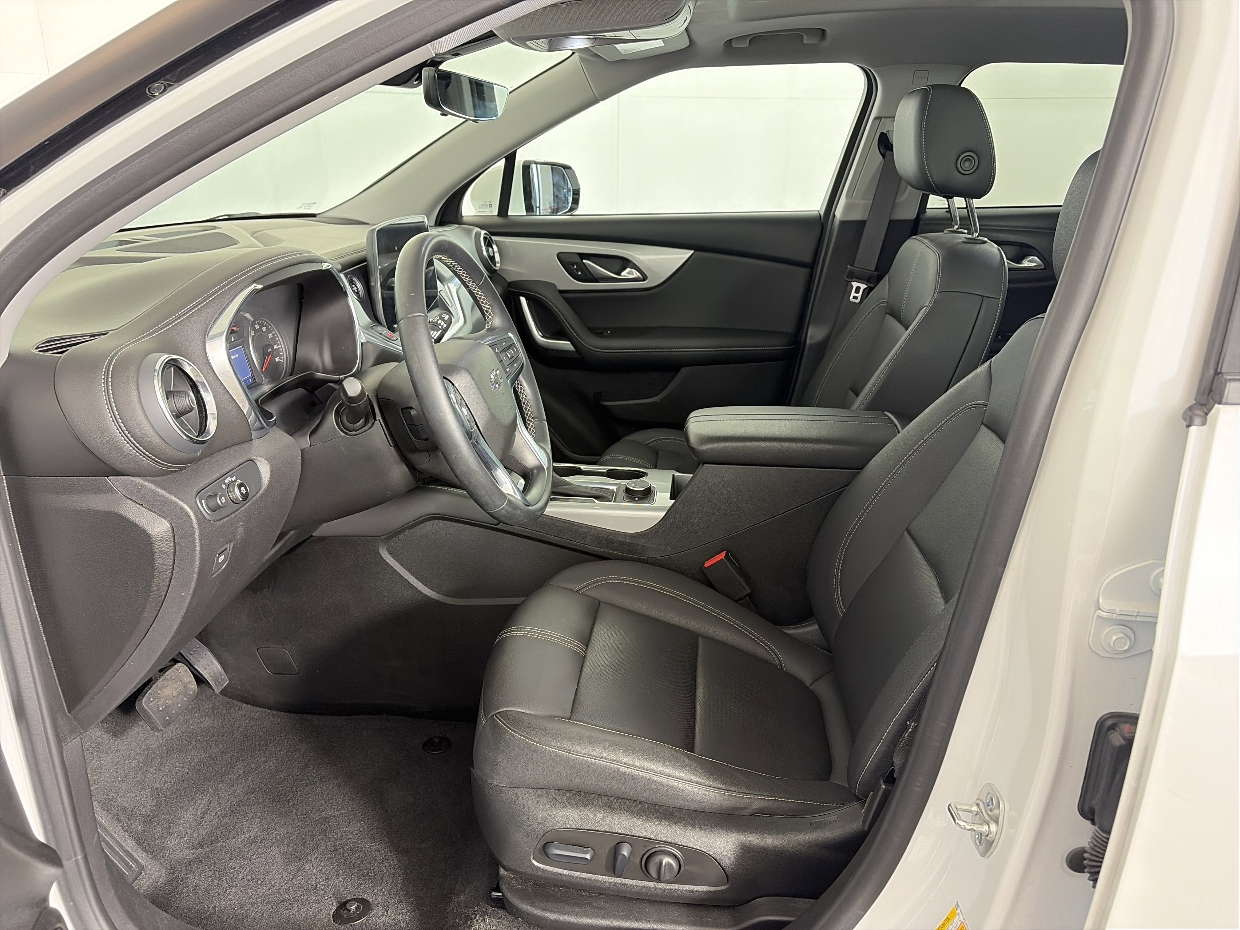 Certified 2024 Chevrolet Blazer LT w/ Sound & Technology Package image 6