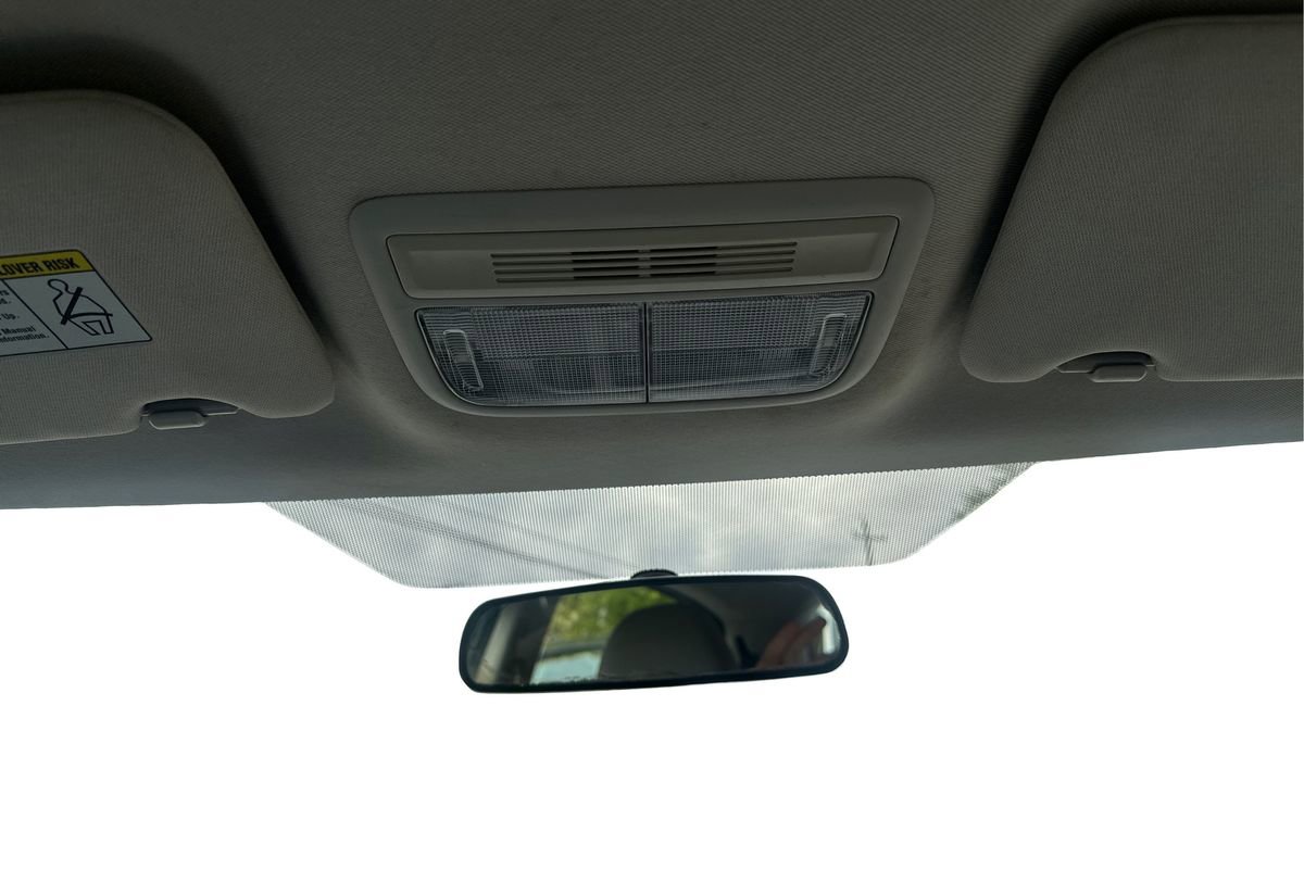 Used 2017 Honda HR-V LX image 15