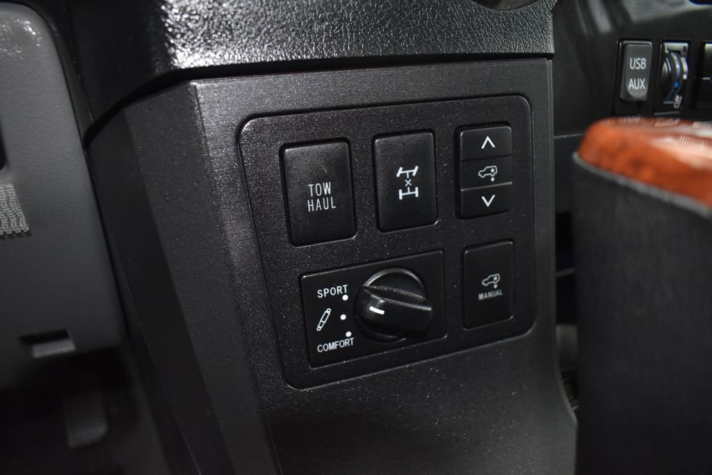Used 2019 Toyota Sequoia Platinum AWD/4WD image 14