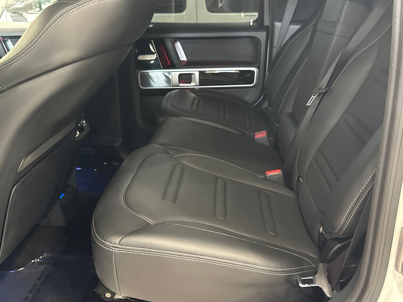 Used 2025 Mercedes-Benz G 550 image 34