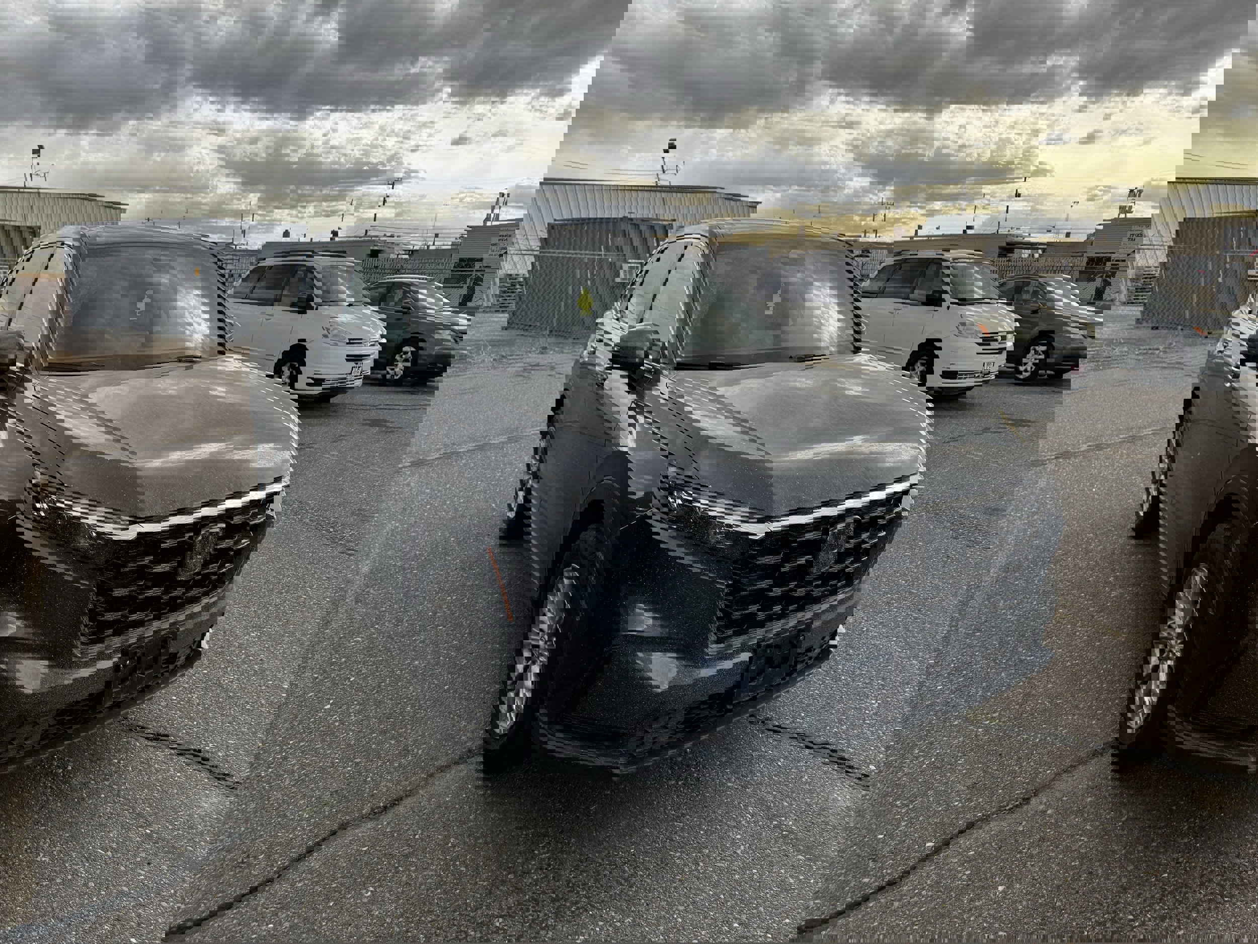 Used 2024 Honda CR-V EX image 1