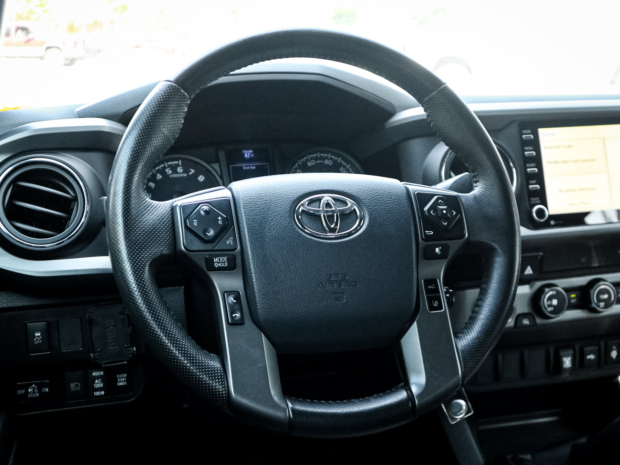 Used 2020 Toyota Tacoma TRD Off-Road AWD/4WD image 18