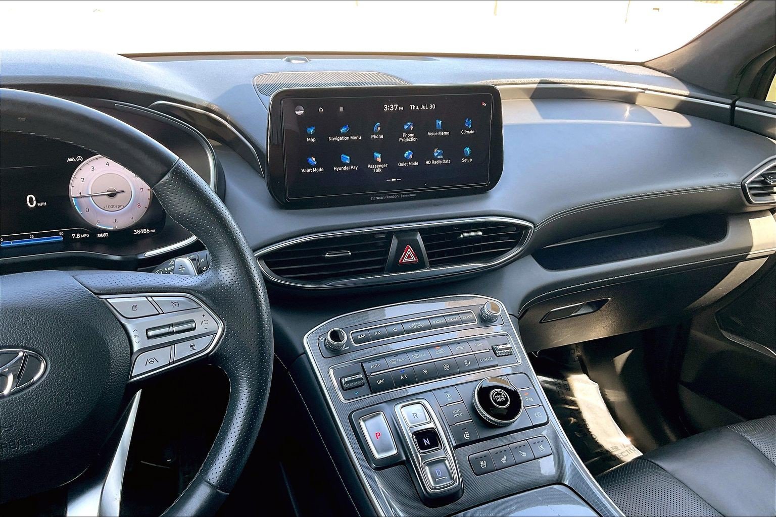 Used 2023 Hyundai Santa Fe Calligraphy FWD image 6