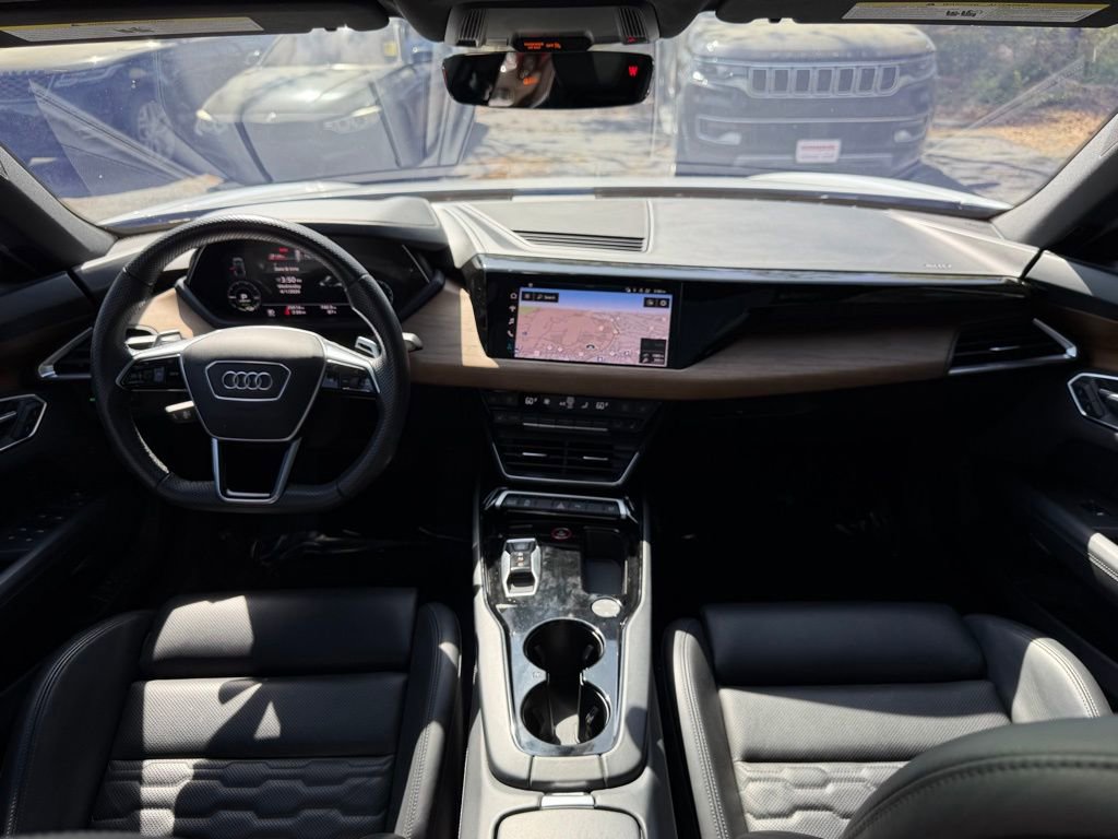 Used 2023 Audi e-tron GT Premium Plus AWD/4WD image 27
