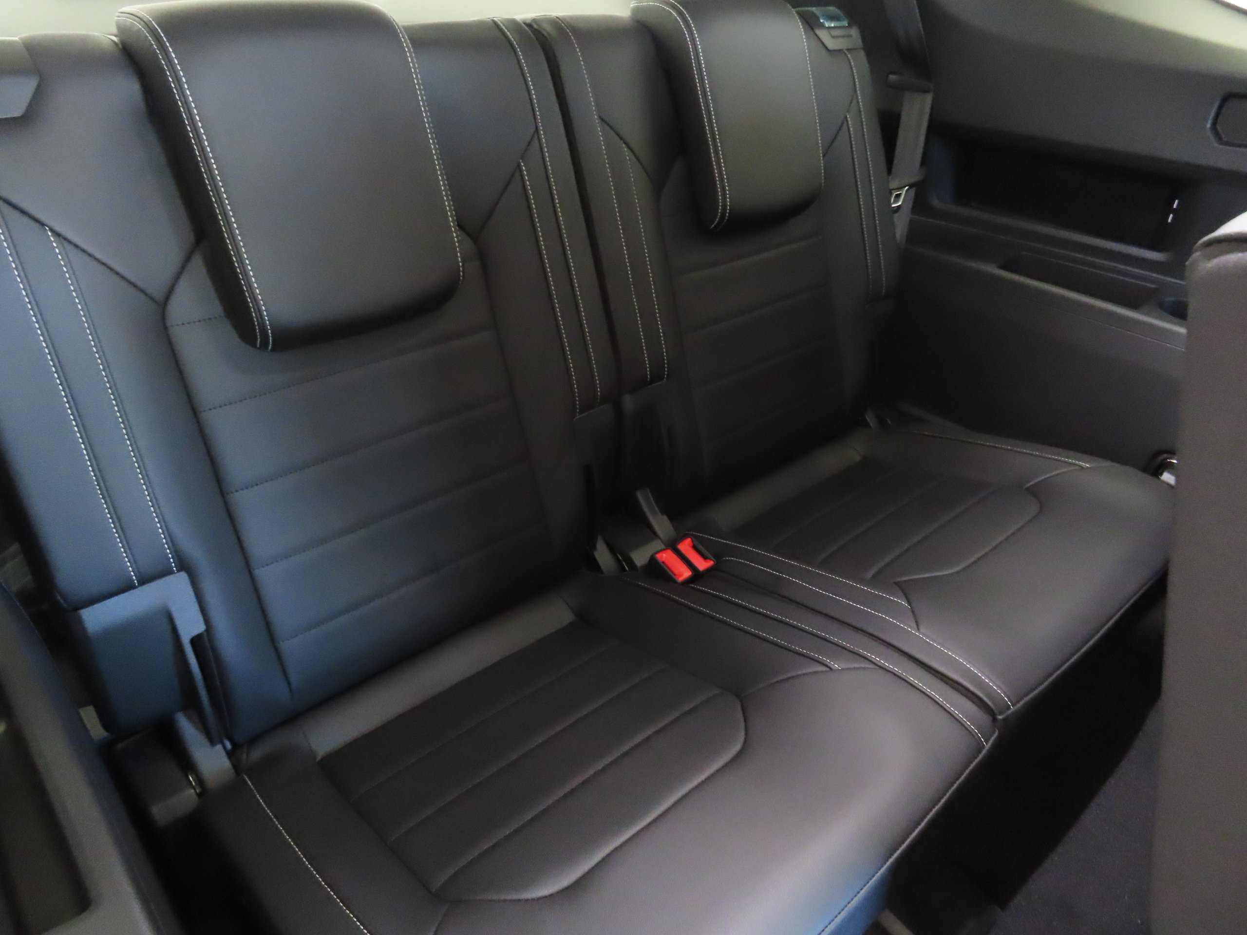 Certified 2026 Volkswagen Atlas SEL AWD/4WD image 25