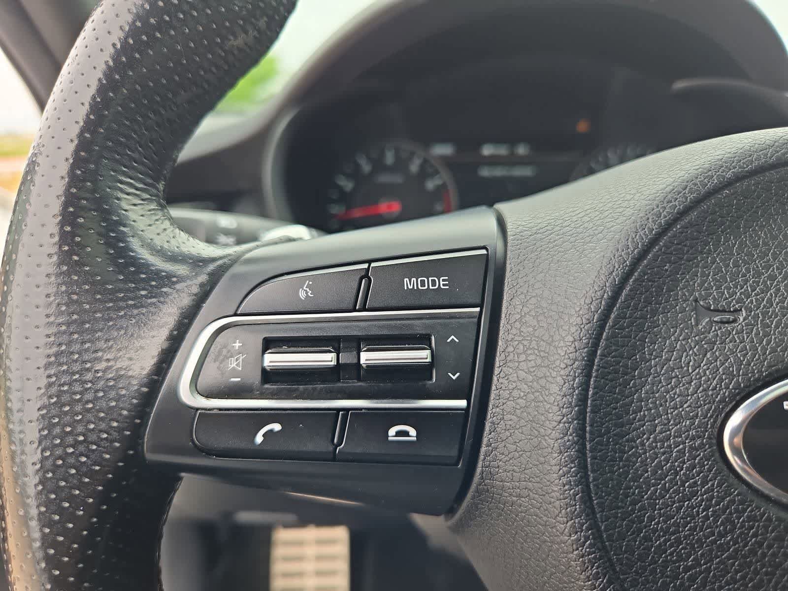 Used 2018 Kia Stinger GT2 RWD image 23