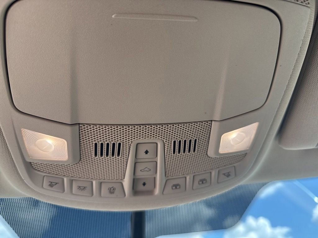 Used 2017 Lincoln MKC Select w/ Select Plus Package FWD image 22