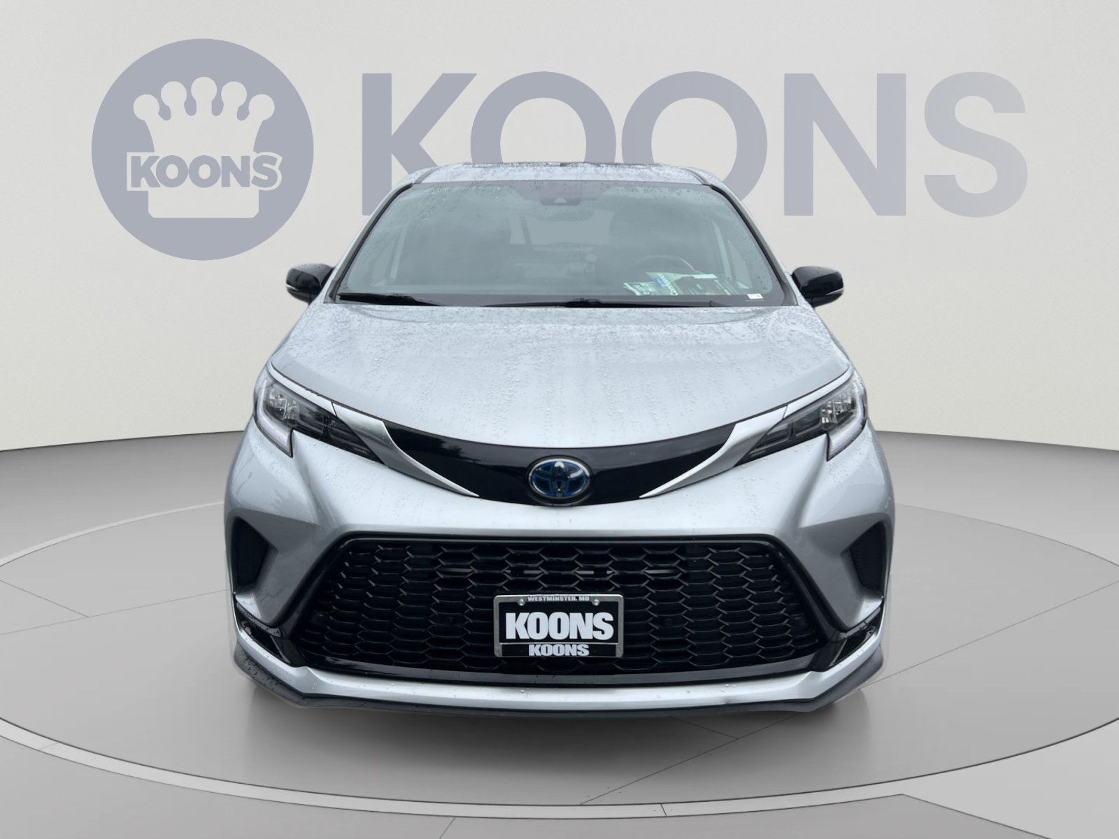 Used 2023 Toyota Sienna XSE AWD/4WD image 11