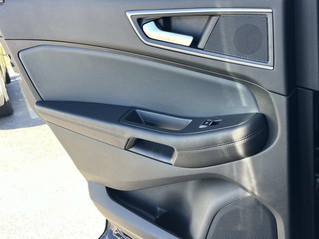 Certified 2024 Ford Edge SEL w/ Sport Appearance Package image 19