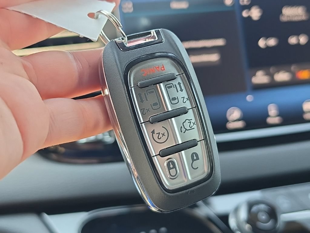 New 2027 Chrysler Pacifica LX FWD image 42