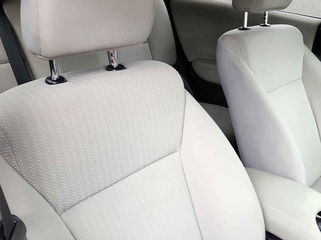 Used 2017 Honda HR-V EX image 14