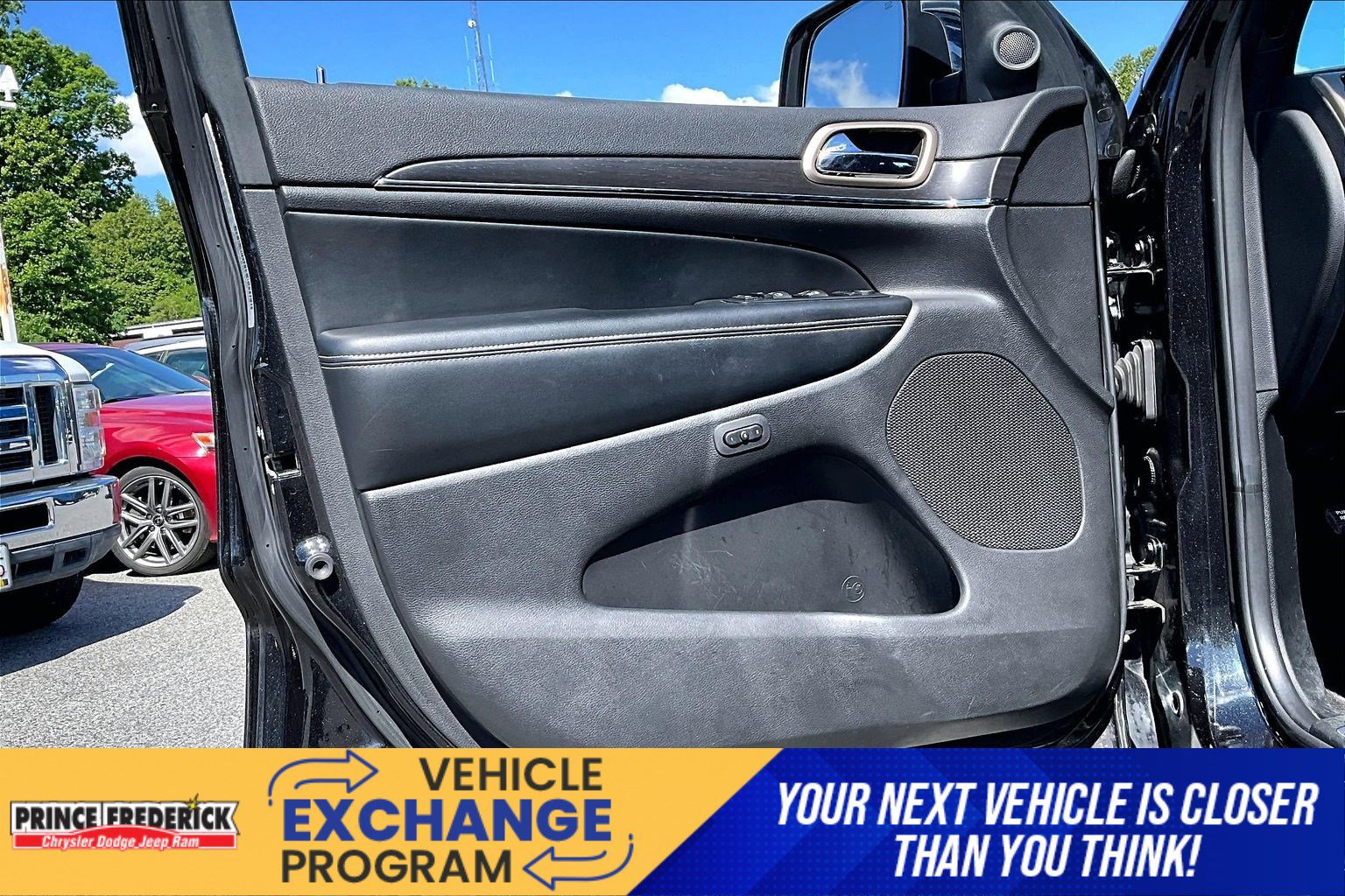 Used 2016 Jeep Grand Cherokee Limited AWD/4WD image 20