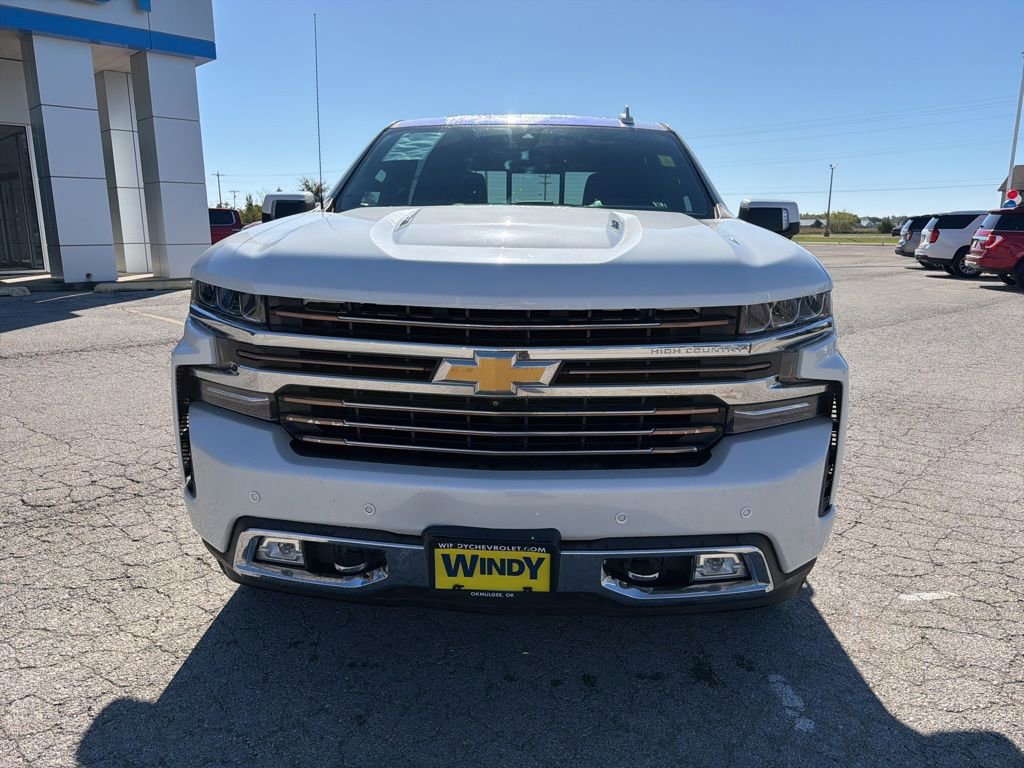 Used 2019 Chevrolet Silverado 1500 High Country w/ Technology Package image 2