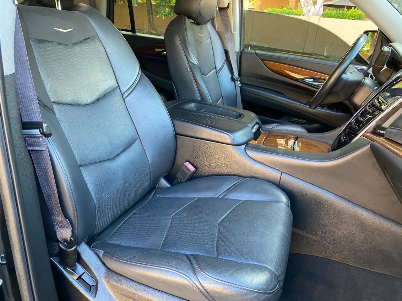 Used 2016 Cadillac Escalade 4WD image 54