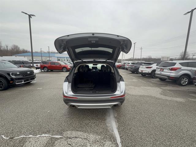 Used 2023 Lincoln Corsair AWD image 5