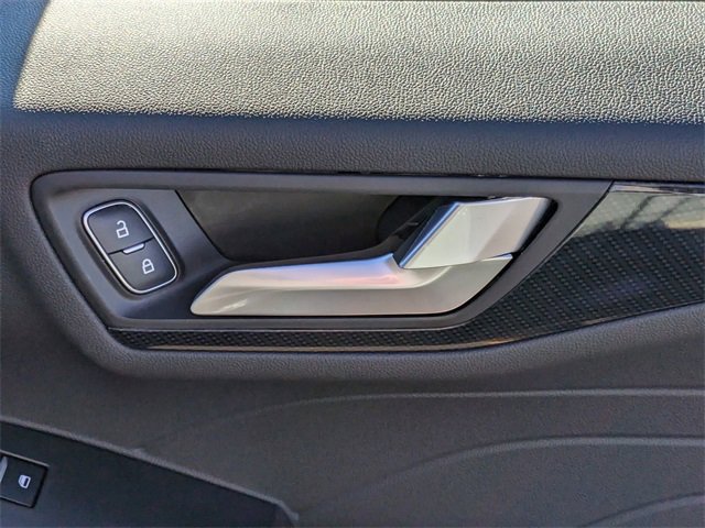 New 2025 Ford Escape ST-Line w/ Equipment Group 301A image 37