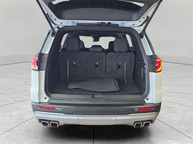 Used 2025 GMC Acadia Elevation image 27