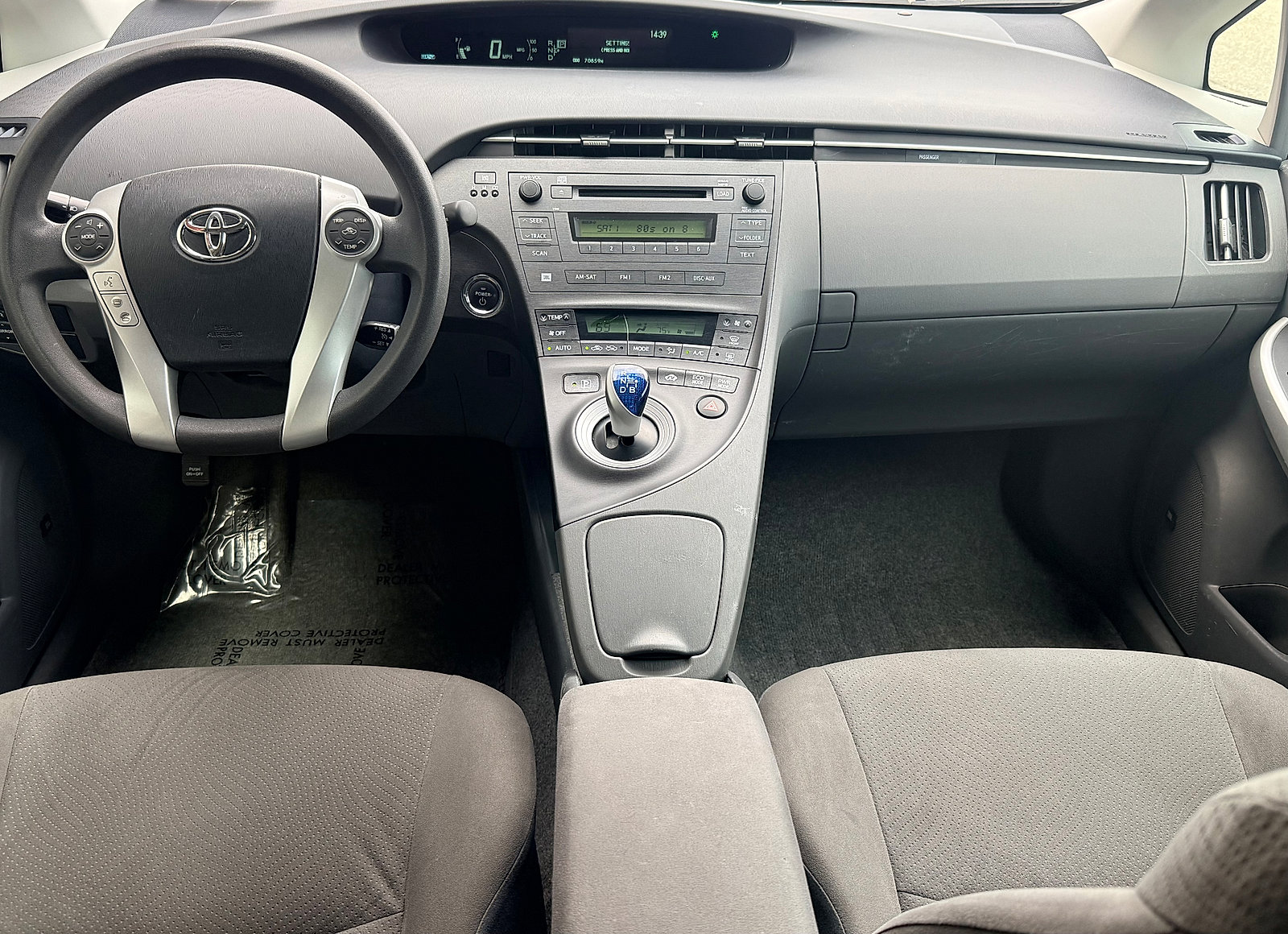 Used 2011 Toyota Prius Three image 11