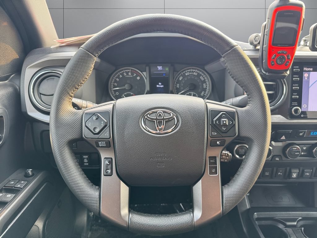 Certified 2020 Toyota Tacoma TRD Sport w/ TRD Premium Sport Package AWD/4WD image 13