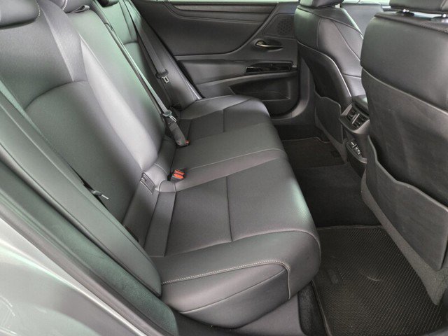 Certified 2022 Lexus ES 350 w/ Premium Package image 21