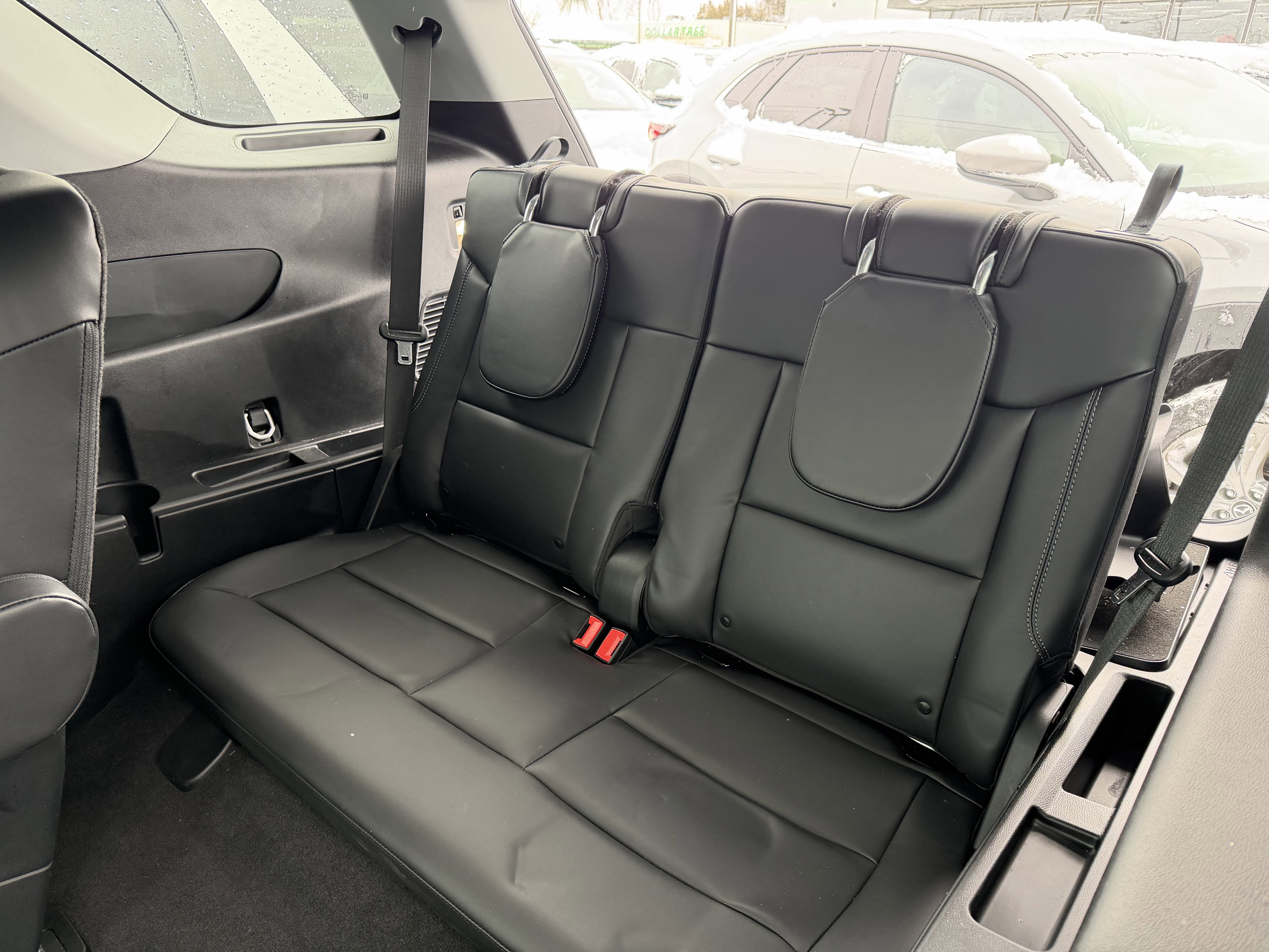 Used 2023 Ford Explorer XLT w/ Equipment Group 202A image 23