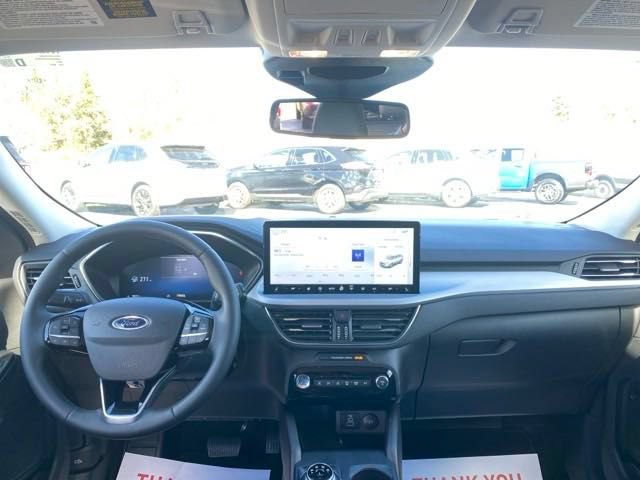 Used 2024 Ford Escape Platinum w/ Premium Technology Package AWD/4WD image 19