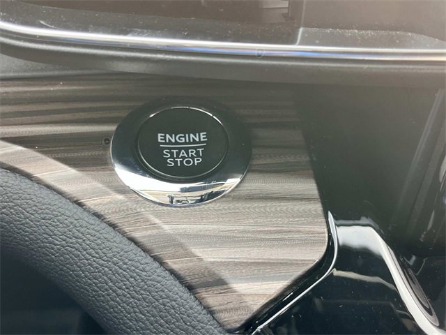 Used 2023 Ford Explorer Limited w/ Limited Technology Package image 37