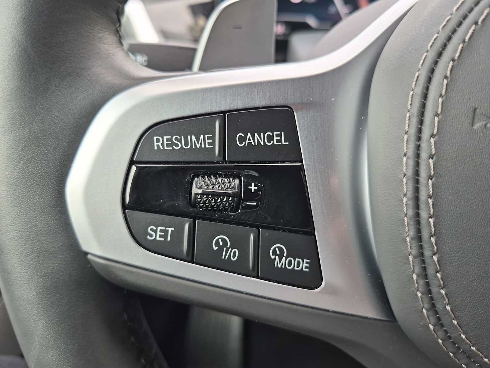 New 2026 BMW X6 xDrive40i w/ Climate Comfort Package AWD/4WD image 24