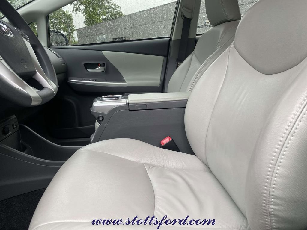Used 2012 Toyota Prius V Three FWD image 14