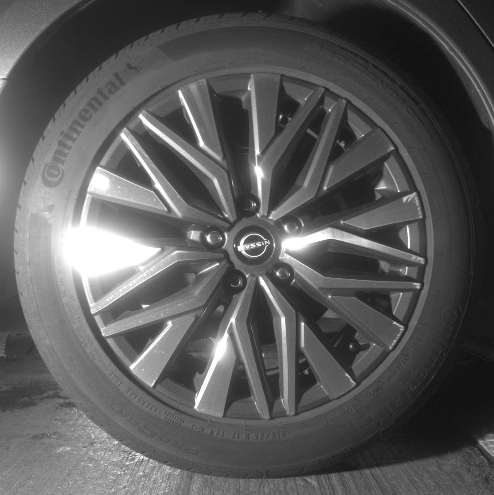 Used 2025 Nissan Altima 2.5 SV FWD image 18
