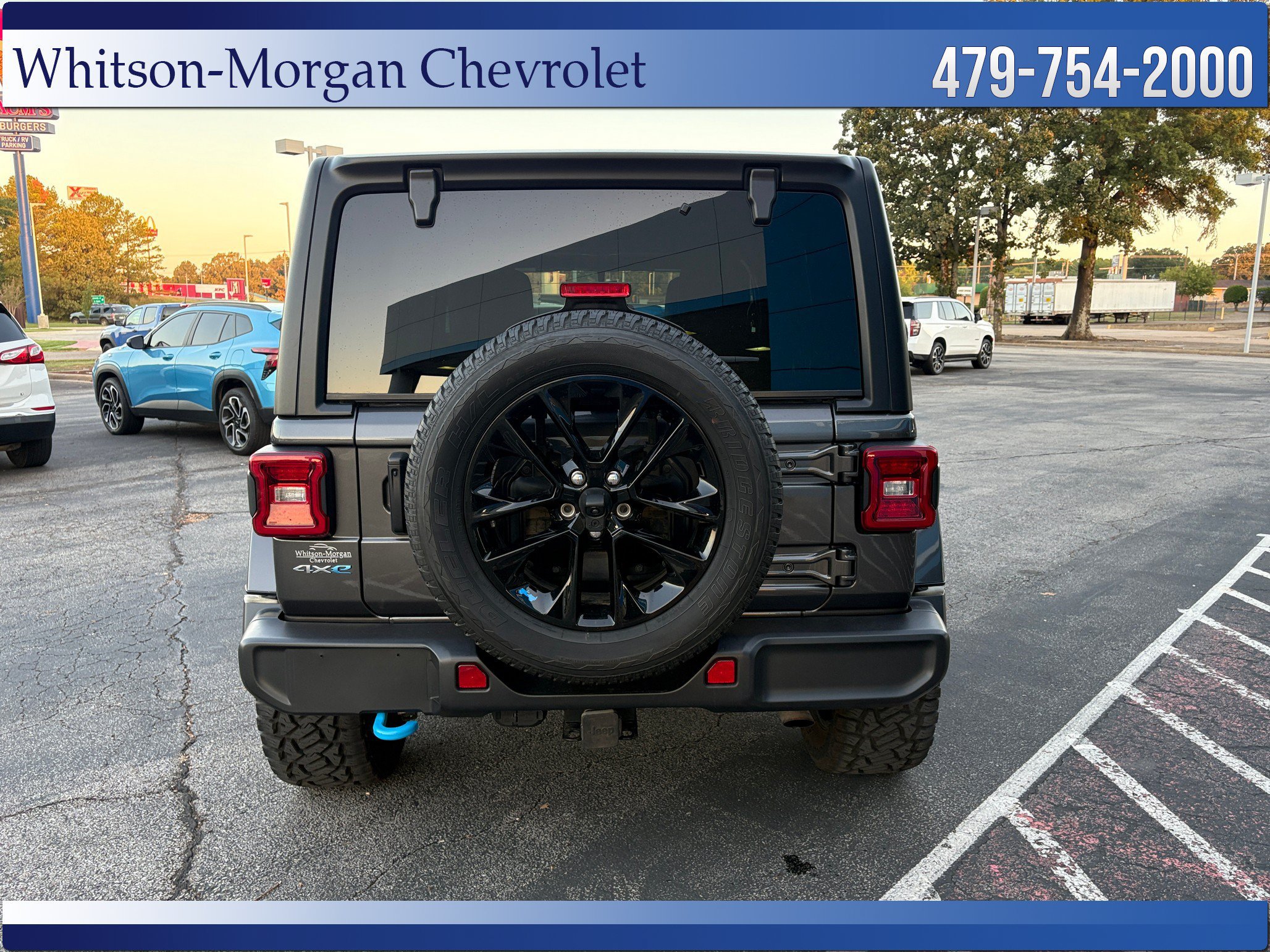 Used 2022 Jeep Wrangler Unlimited Sahara w/ Cold Weather Group AWD/4WD image 7