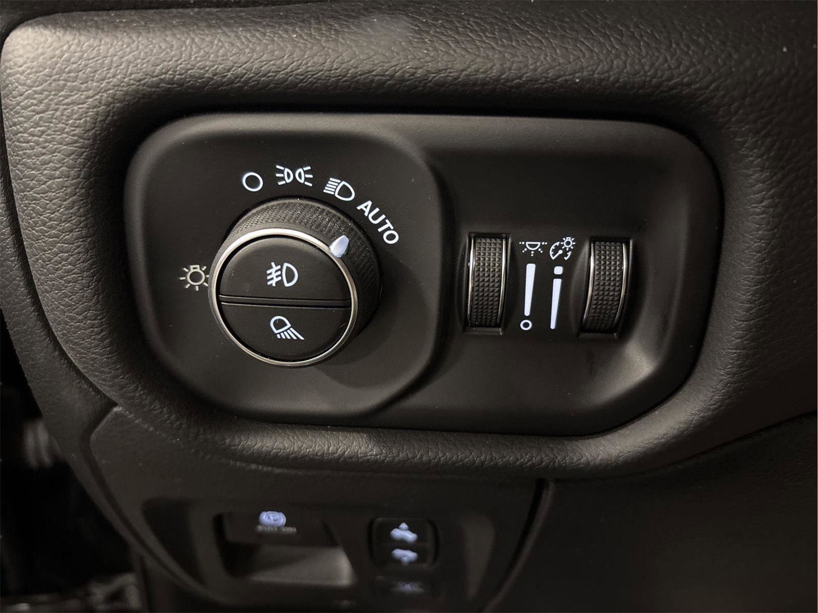 Used 2025 RAM 1500 Big Horn image 16