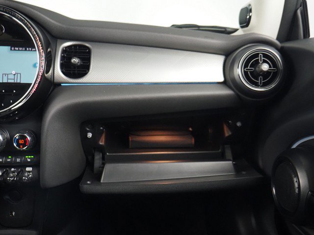 Used 2024 MINI Cooper SE image 33