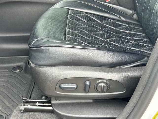 Used 2022 Chevrolet Equinox LT AWD/4WD image 20