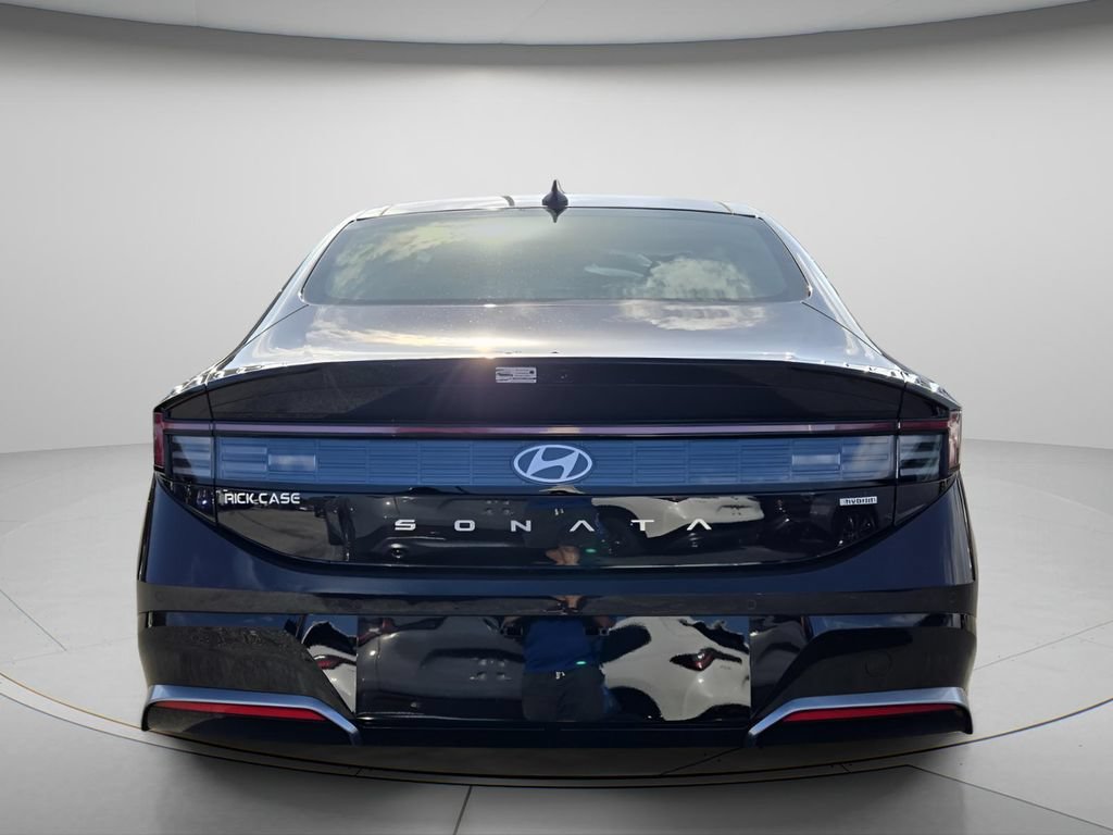New 2026 Hyundai Sonata Limited FWD image 4