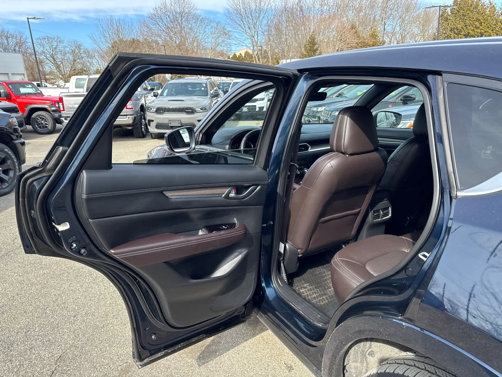 Used 2025 MAZDA CX-5 Signature image 30