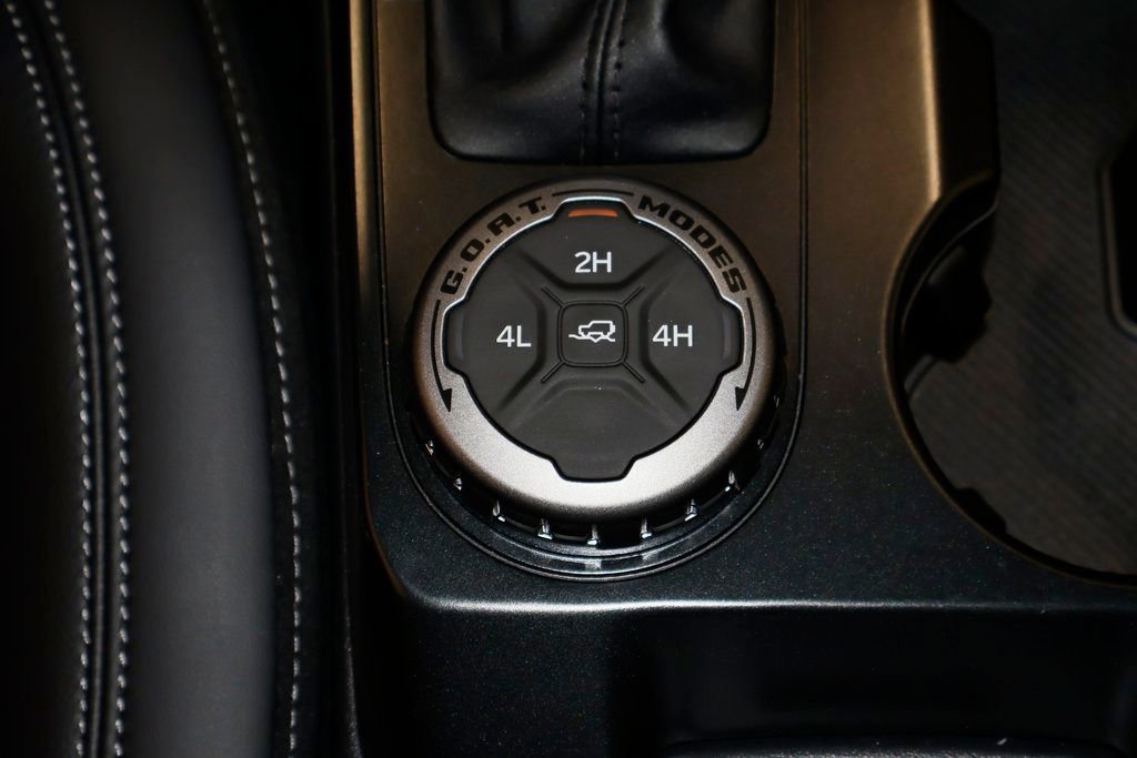 New 2025 Ford Bronco Outer Banks image 26