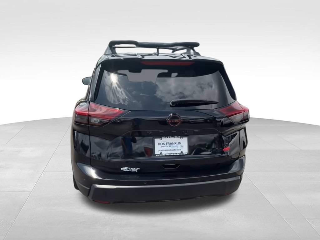 Used 2025 Nissan Rogue SV w/ Rock Creek Premium Package AWD/4WD image 7