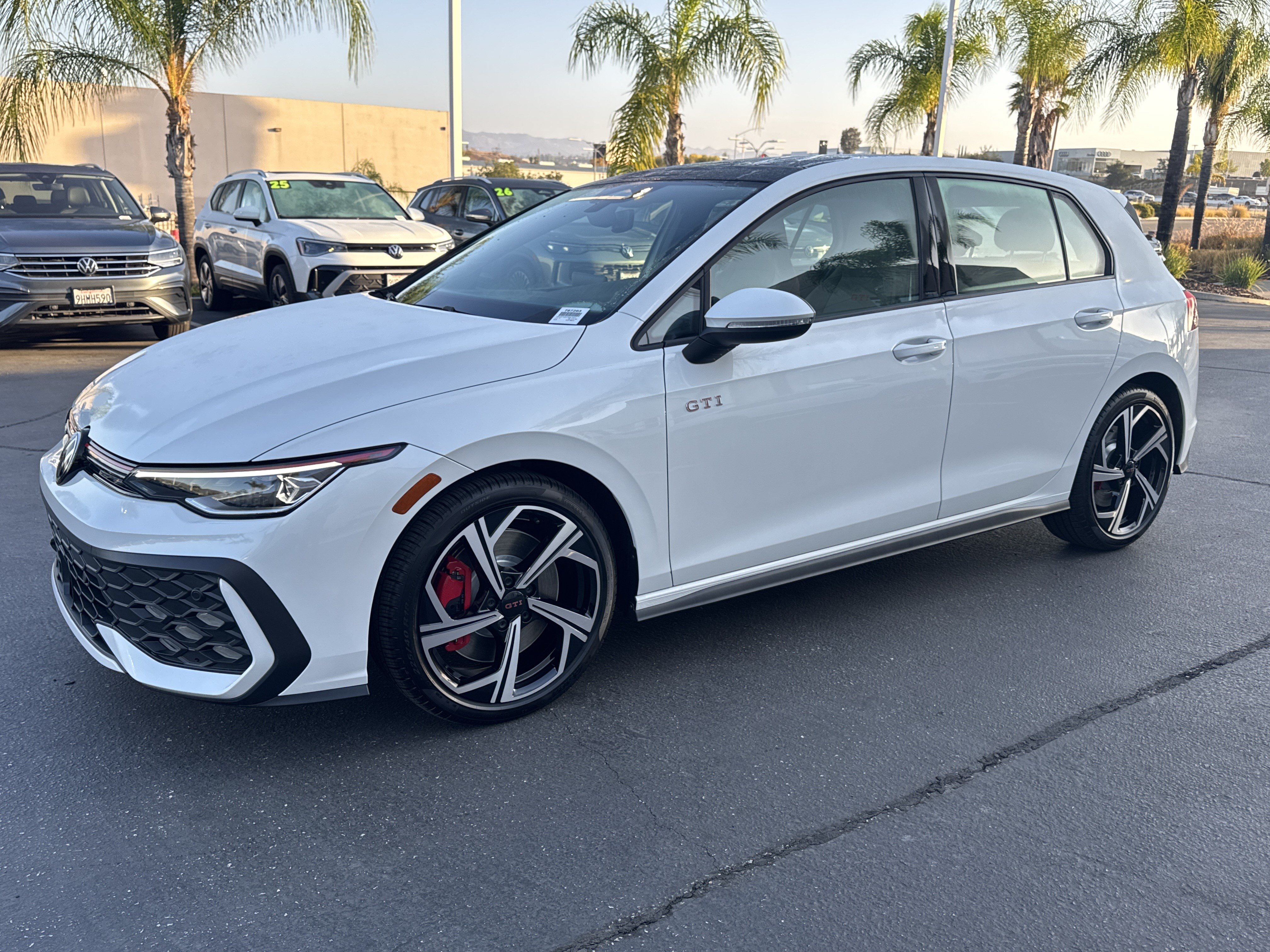 New 2026 Volkswagen GTI SE FWD image 4